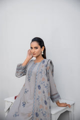 Winter Dhanak 3-Piece Suit with Full Embroidered Shawl – Frost Grey