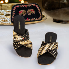 Ronak Slides (Black) - Jooti Shooti