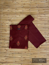 Maroon 2pc Emb Khadder"