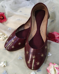 Maroon Zari Pure Leather Khussa
