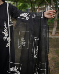 Noor (Black)