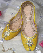 Yellow Tilla Pure Leather Khussa