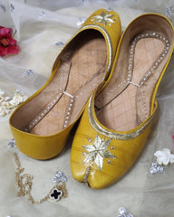 Yellow Tilla Pure Leather Khussa