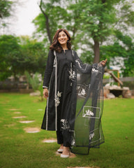 Noor (Black)