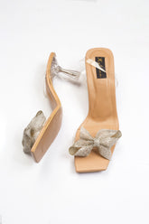 Zara - Narrow Fitted Article