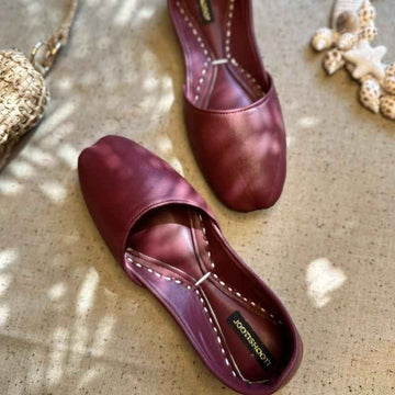 “Maroon Nawabi Khussa shoes for women, deep maroon leather, luxurious traditional ethnic footwear Pakistan”