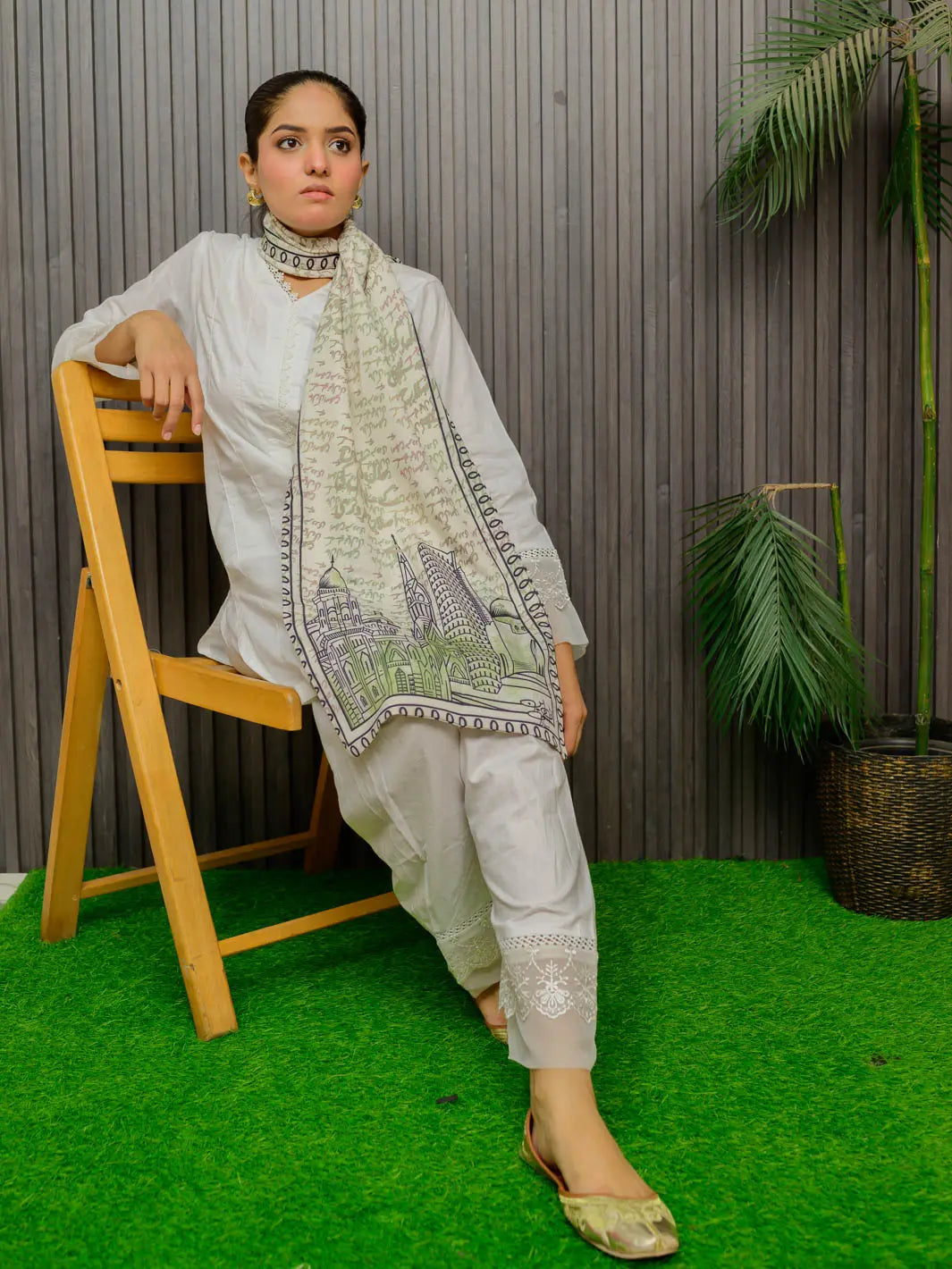 Rounaq e Pakistan Muffler TNG by MD