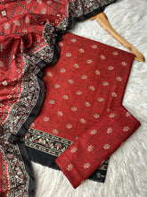 BS 16 - Bin Saeed Unstitched 3 Piece Lawn