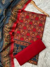 BS 23 - Bin Saeed Unstitched 3 Piece Lawn