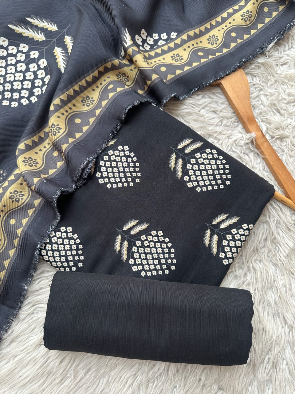 ALK15 - Alkaram Printed Khaddar 3P