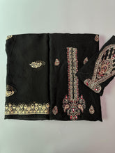 Black Emerald - Hand Embroidered 2P