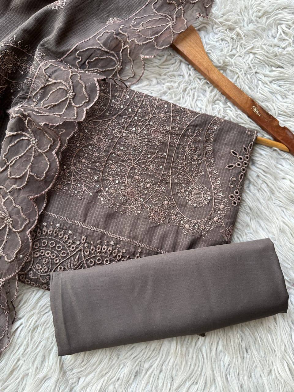 NU15 - Nureh Unstitched Embroidered Doriya 3P