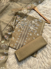 MB4 - Premium Lawn Embroidered 3P