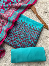 JR15 - Johra Chikankari Lawn 3P