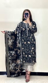 BS 18 - Bin Saeed Unstitched 3 Piece Lawn
