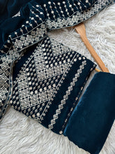 CV7 - Charizma Velvet Embroidered 3P