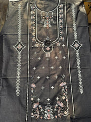 ET10 - Ethnic Embroidered Lawn 2P