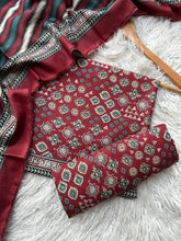 BSN82 - Bin Saeed Unstitched 3 Piece Lawn