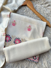 RM26 - Gul Ahmed Unstitched Doriya Jacquard 3P