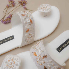 Chameli White Slides - Jooti Shooti