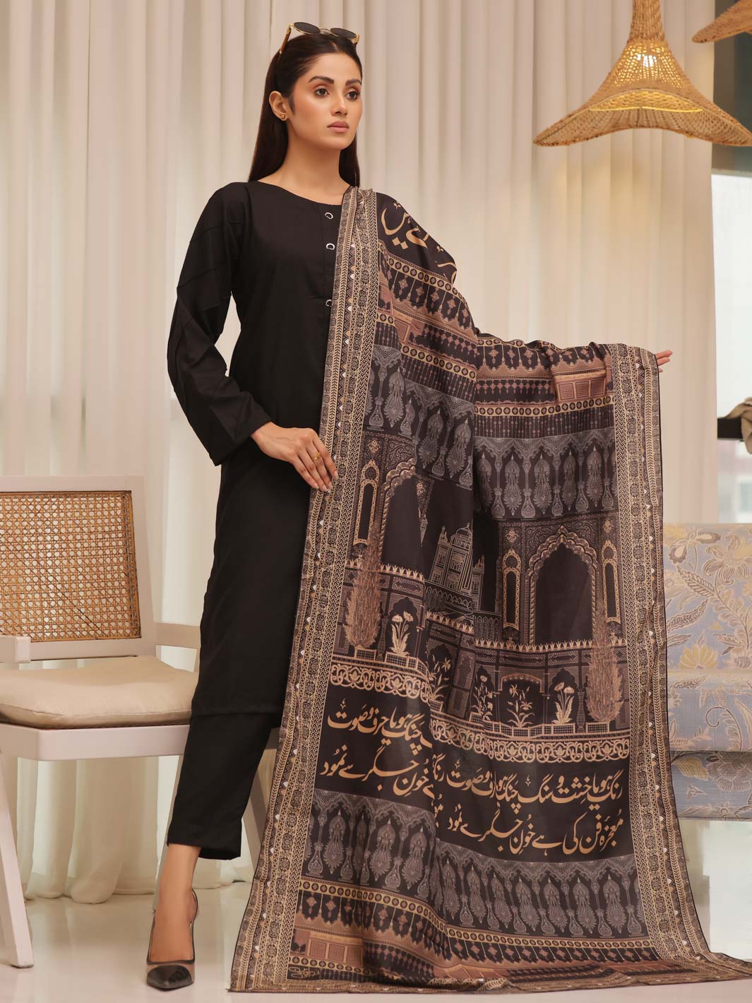 Taj Mahal odhni (Black)