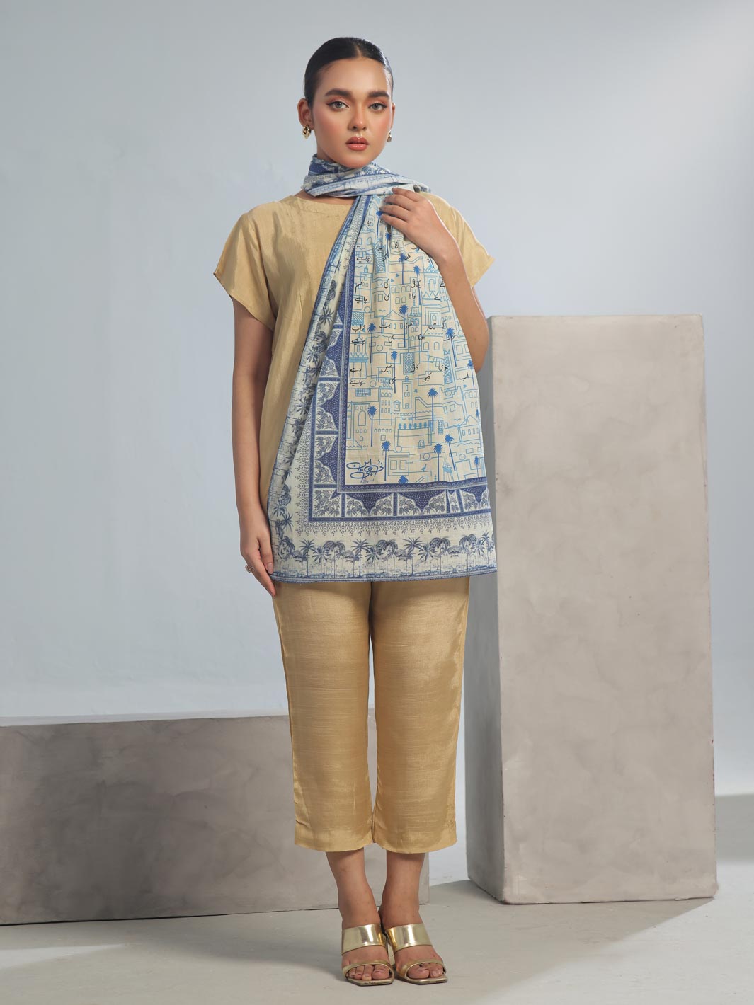 Khuahish Lawn Stole