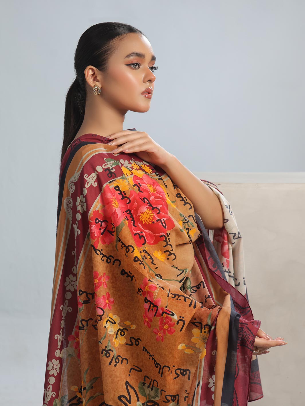 Nehaal Lawn Odhni