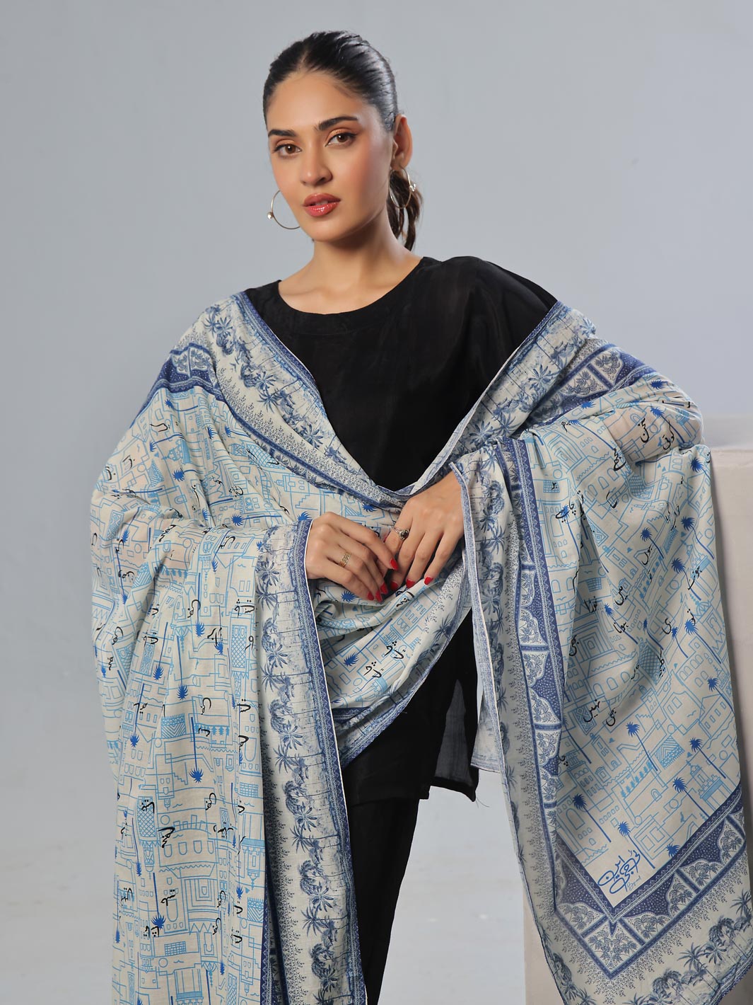 Khuahish Odhni