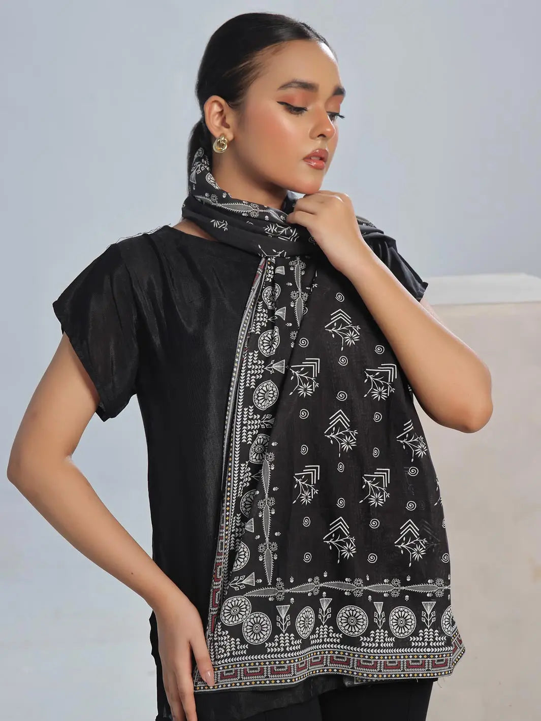 Rounaq Lawn Stole TNG by MD