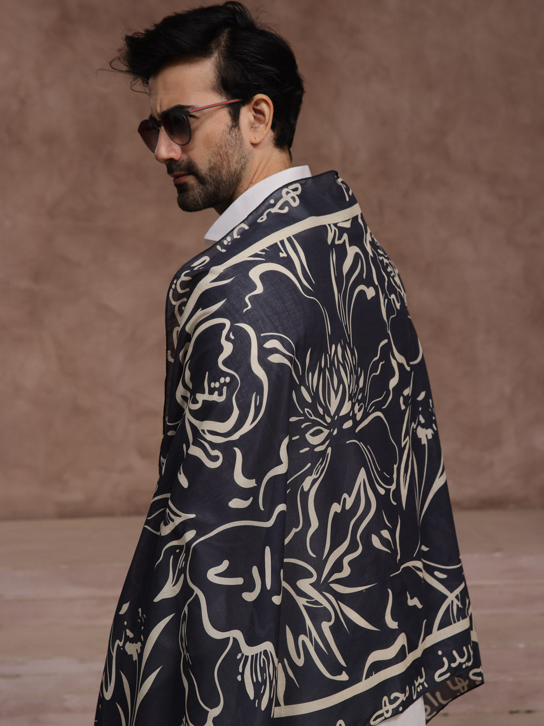 Doodle Art Stole (Men-Black)