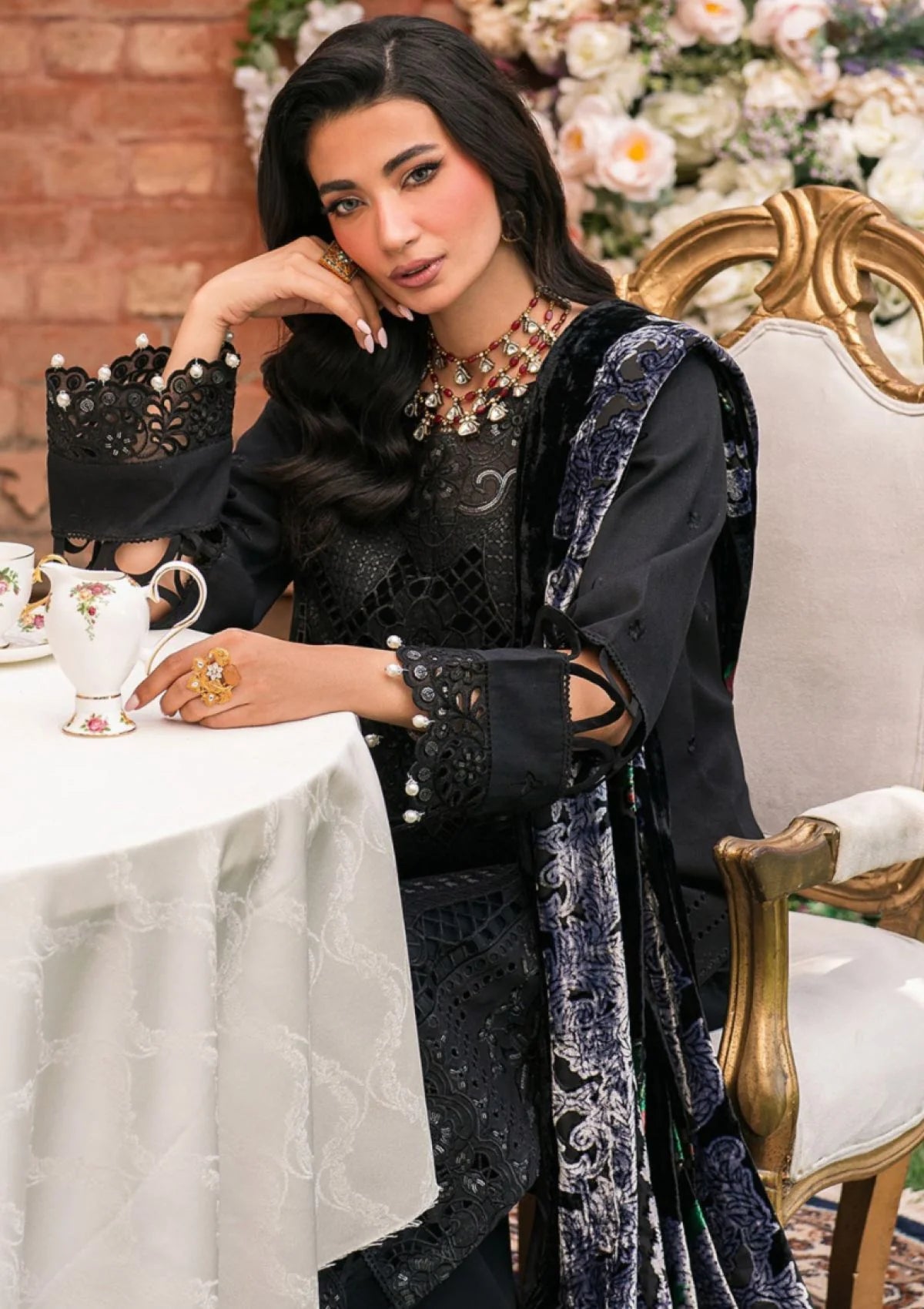Lumi - Embroidered Corduroy 3PC
