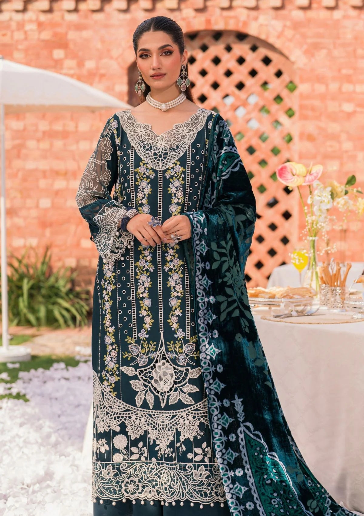 Elys - Embroidered Corduroy 3PC