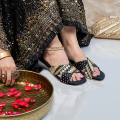 Ronak Slides (Black) - Jooti Shooti