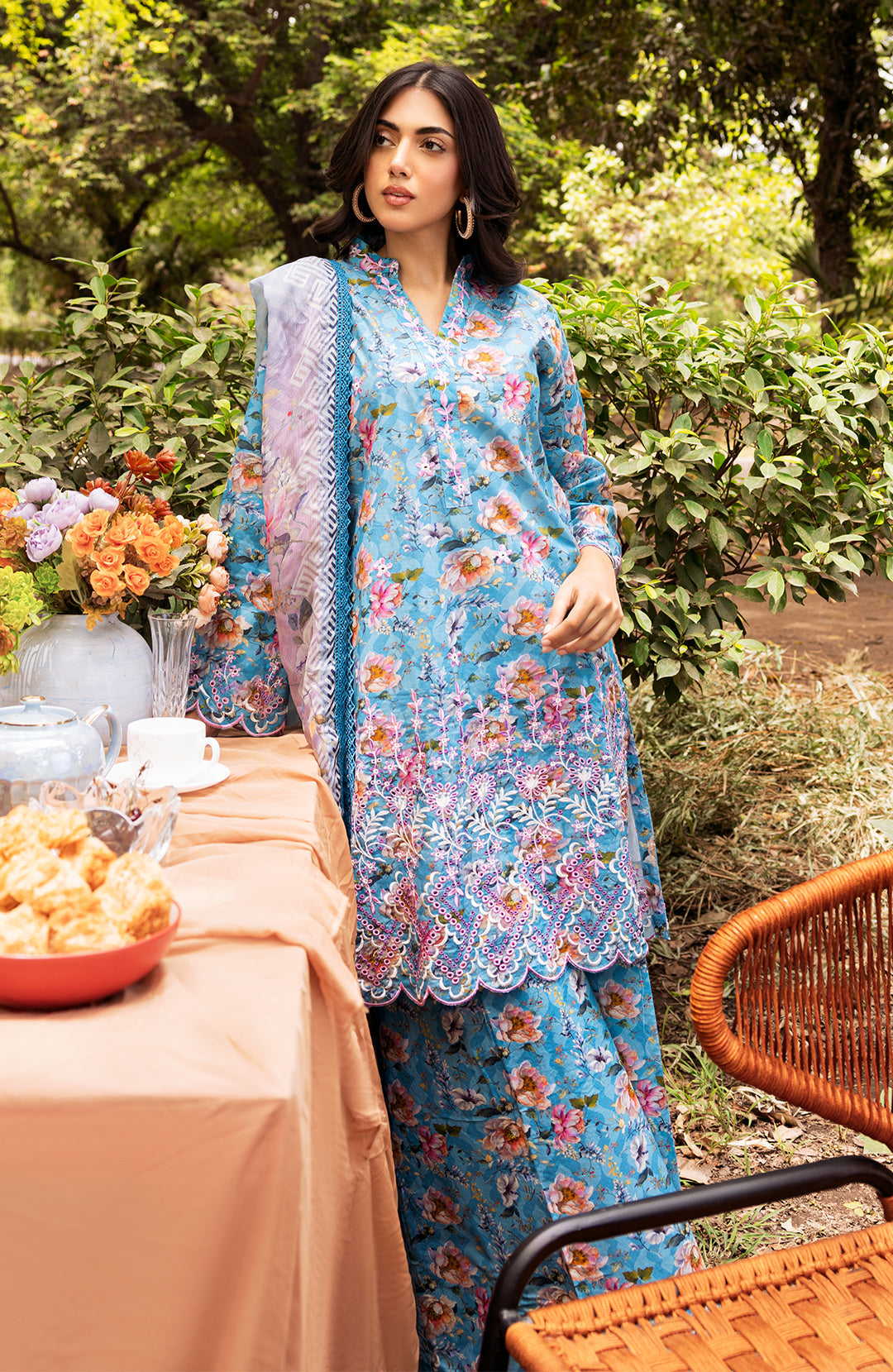 Fiordaliso | 3Pc Lawn Chikankari Suit