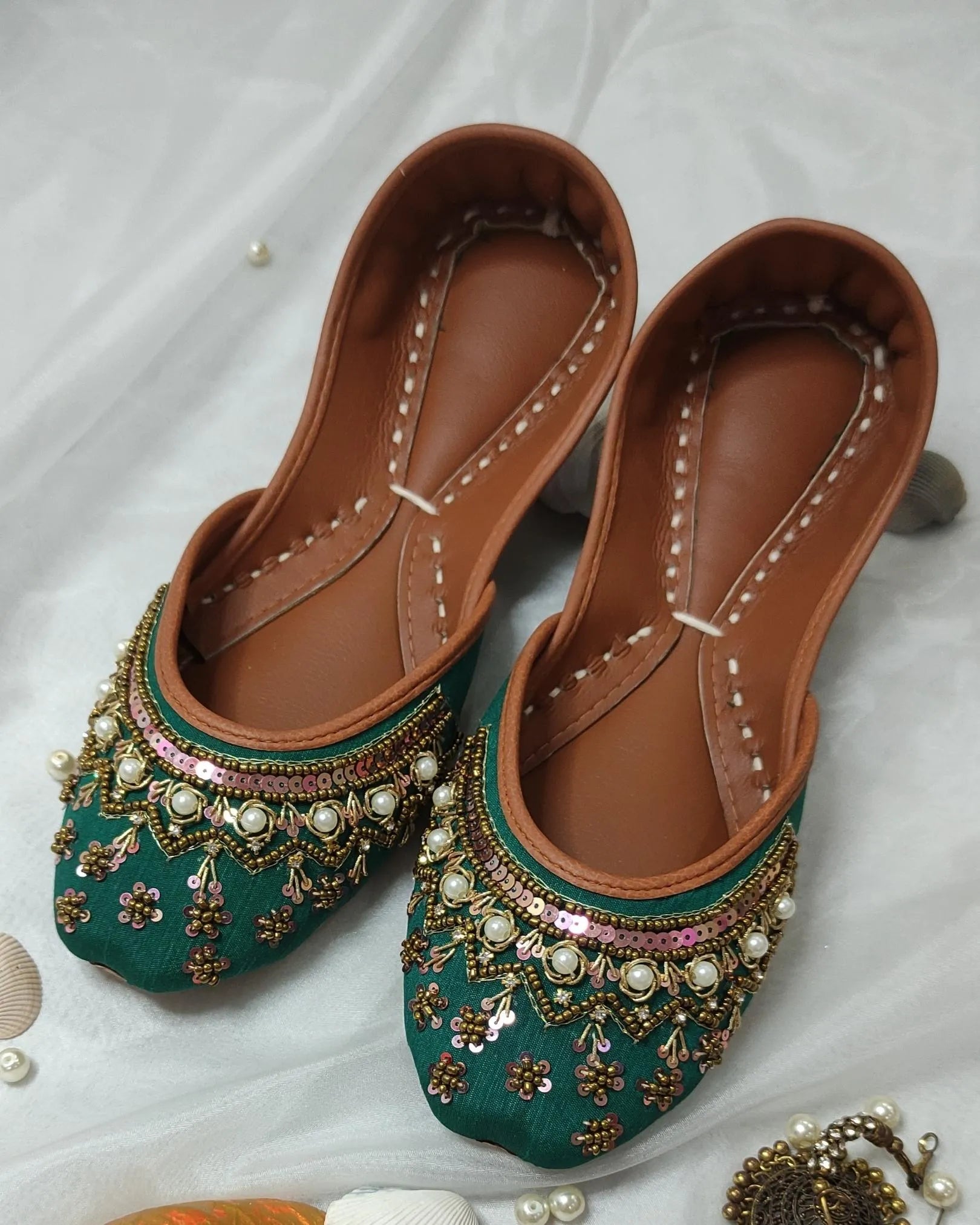 Green Nawabi Khussa