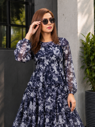 Midnight Bloom - Hareem Fatima Online