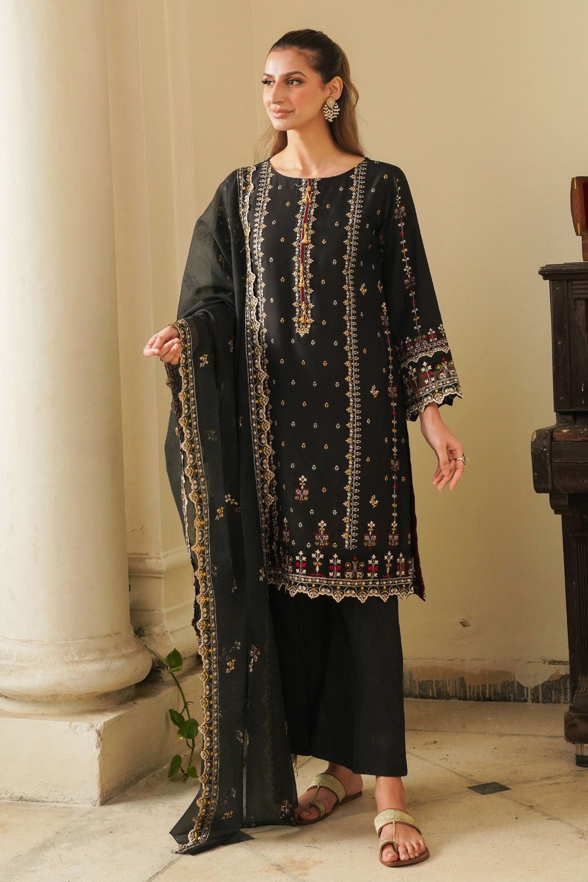 Charcoal Dupatta
