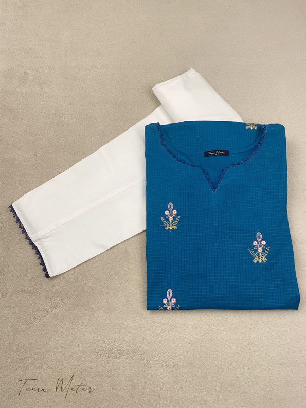 Blue 2pc Emb Lawn