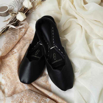 “PerfPastel Black simple plain Khussa shoes for women, black leather, ethnic footwear Pakistan”