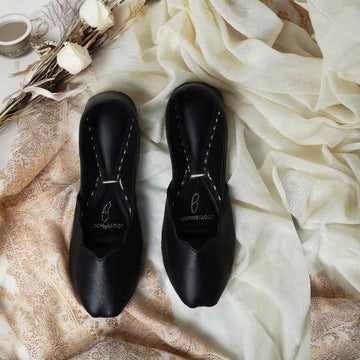 “Top view of PerfPastel Black Khussa shoes for women, lightweight traditional footwear Pakistan”