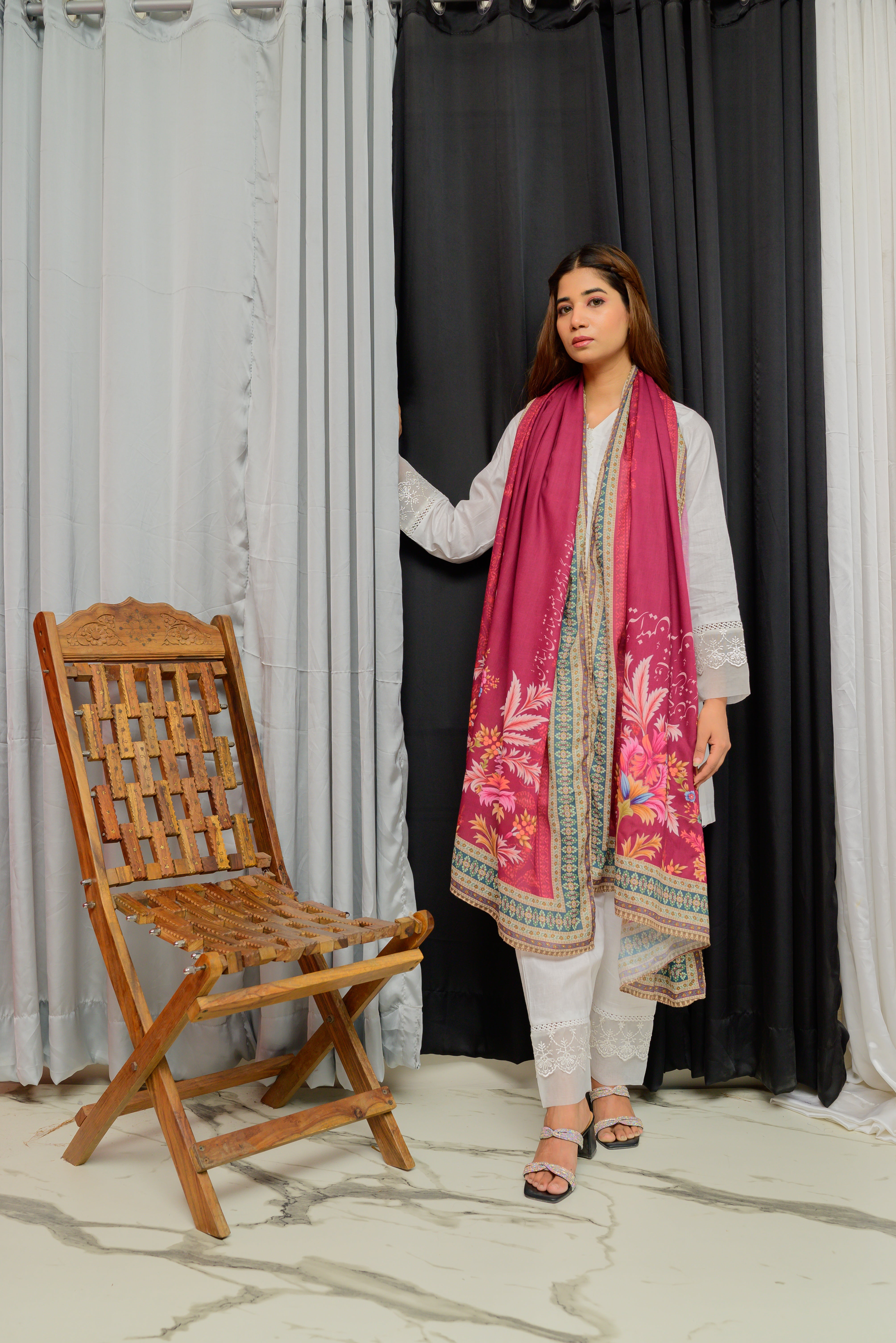 Zareen Odhni