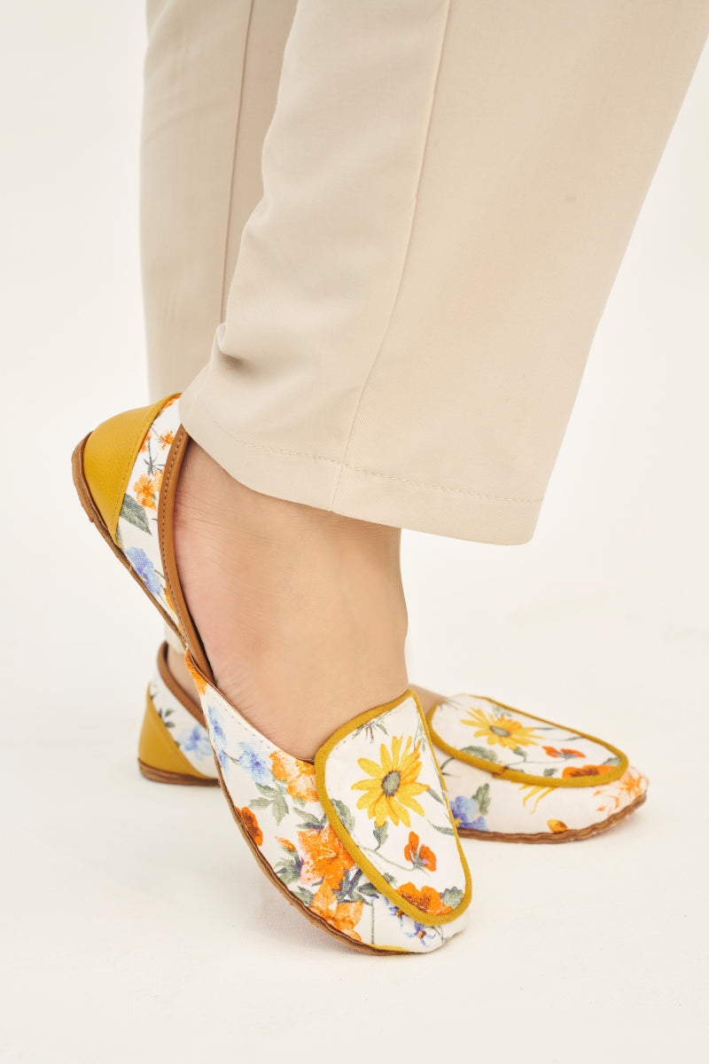 “Close-up of Botanical shoes highlighting embroidery details and leather texture, perfect for daily wear”