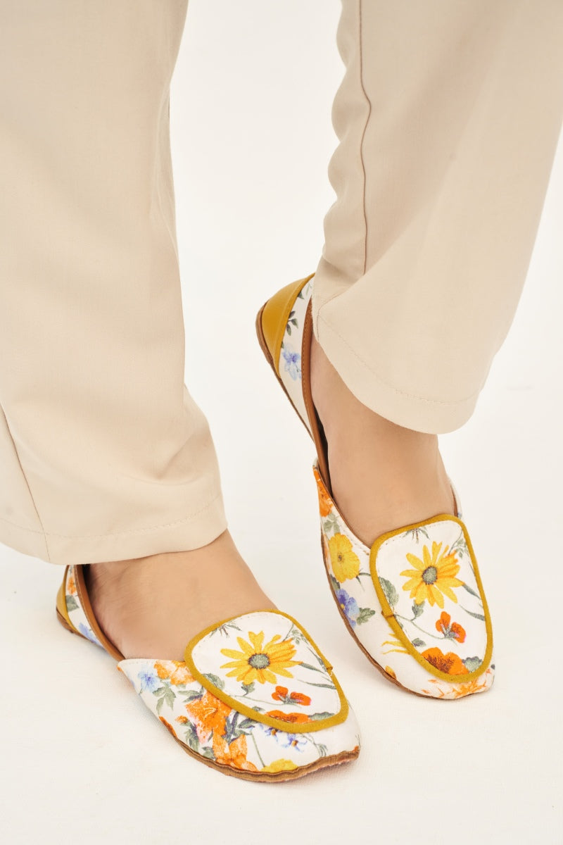 “Top view of Botanical Khussa shoes for women, handcrafted traditional ethnic design Pakistan”