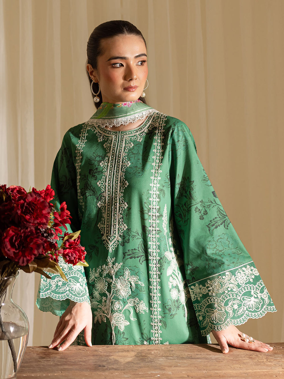 LP-10 | 3 PC Embroidered Lawn