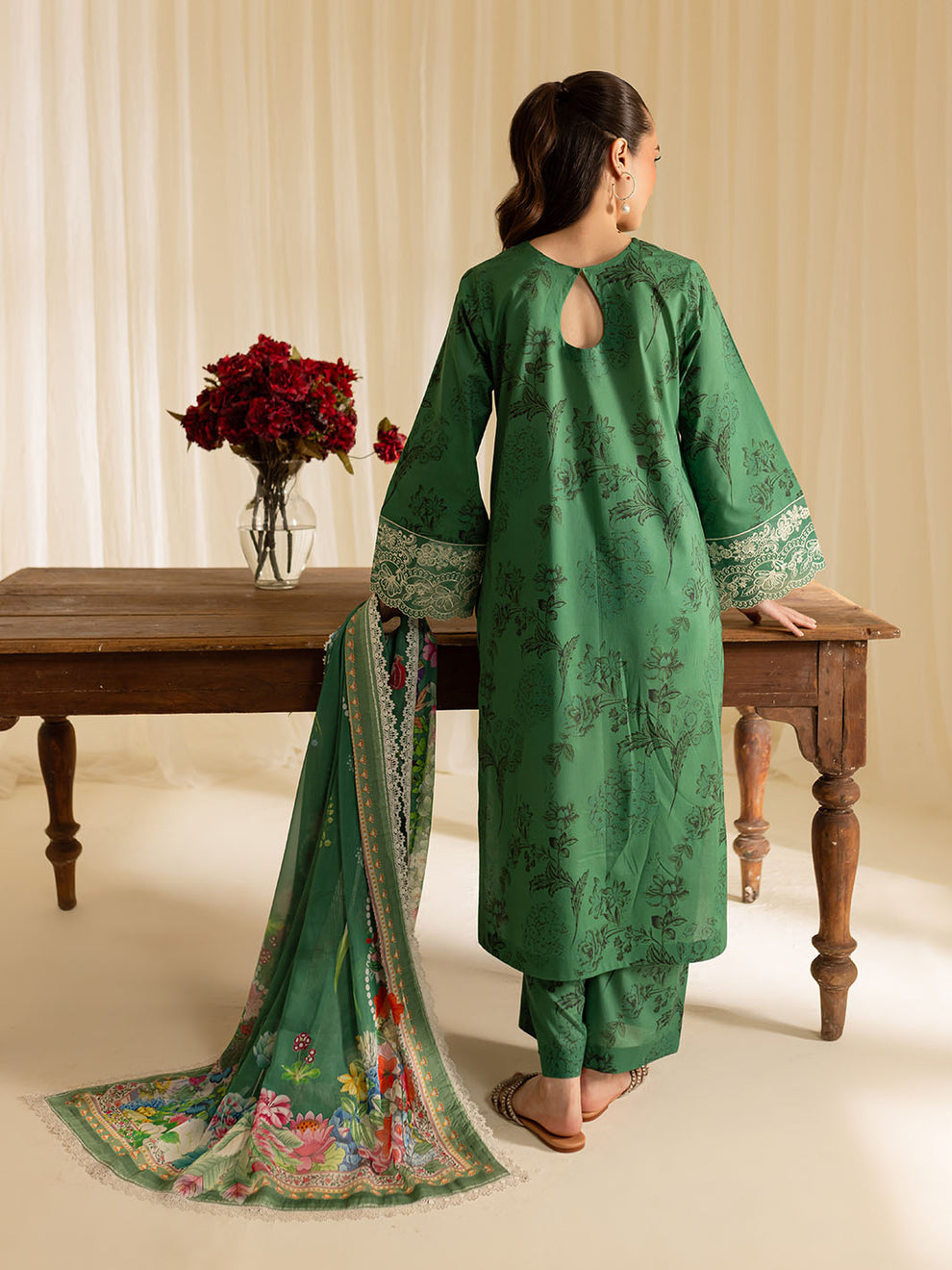 LP-10 | 3 PC Embroidered Lawn