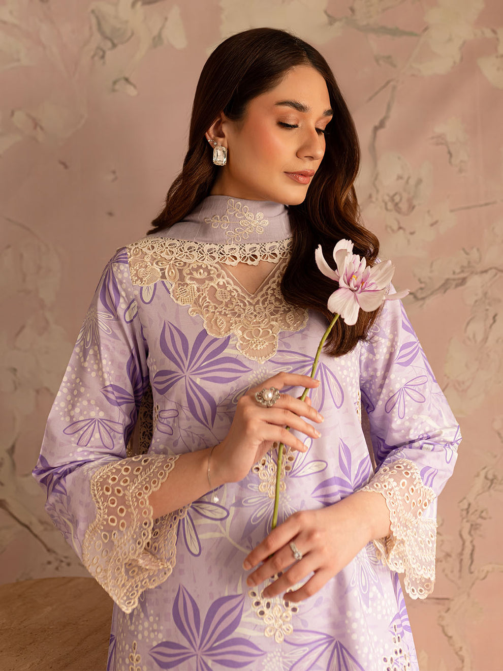LP-04 | 3 PC Embroidered Lawn