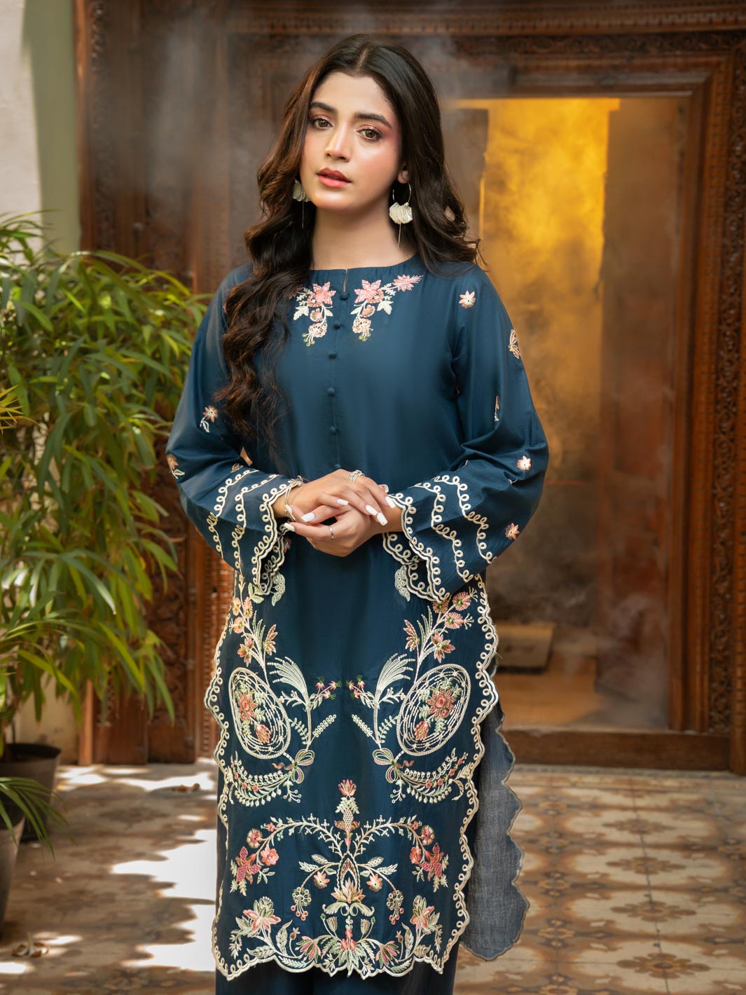 Neel Kamal (Navy Blue)