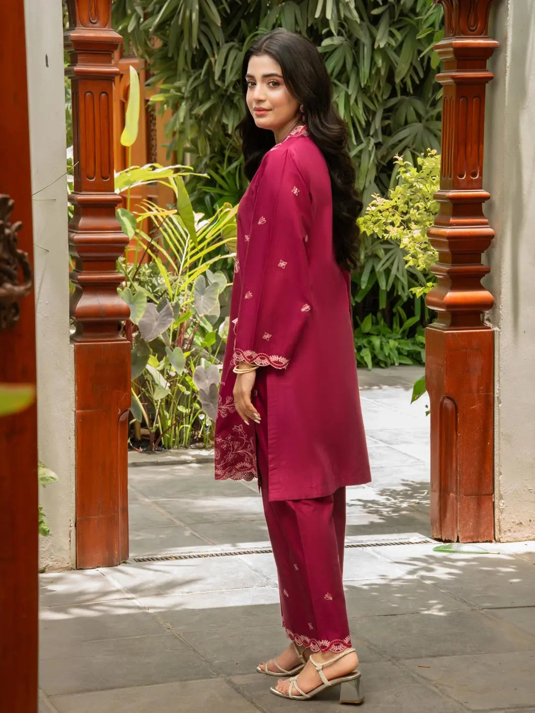 Mehek (Maroon) TNG by MD