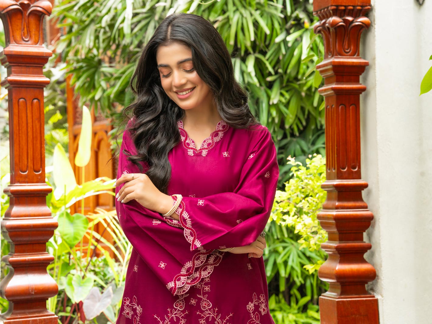 Mehek (Maroon)