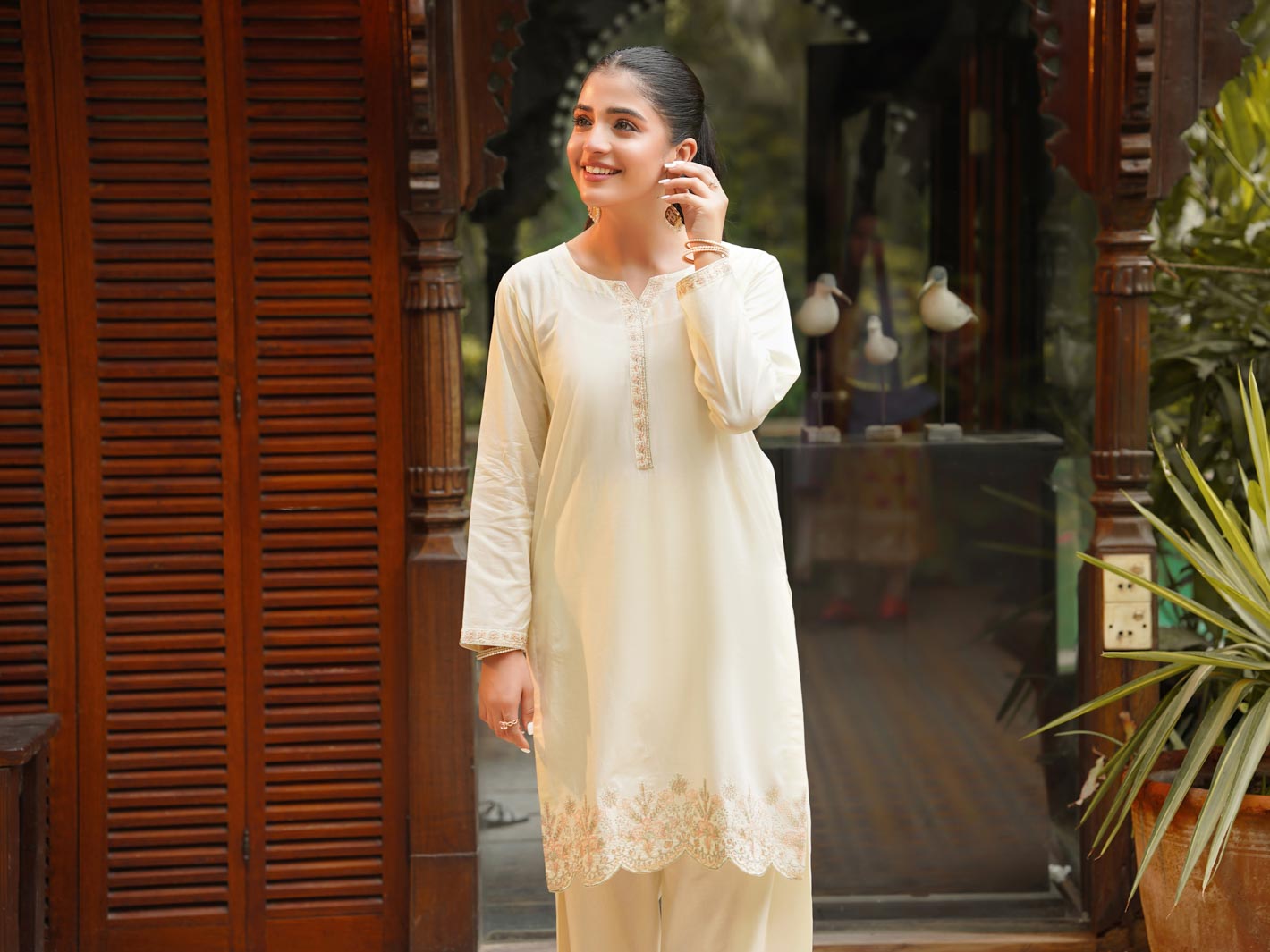 Shaffaf (Cream White)